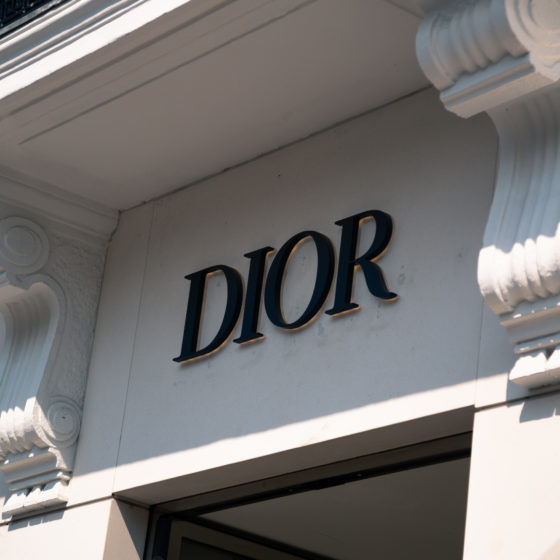 Enseignes lumineuses Dior